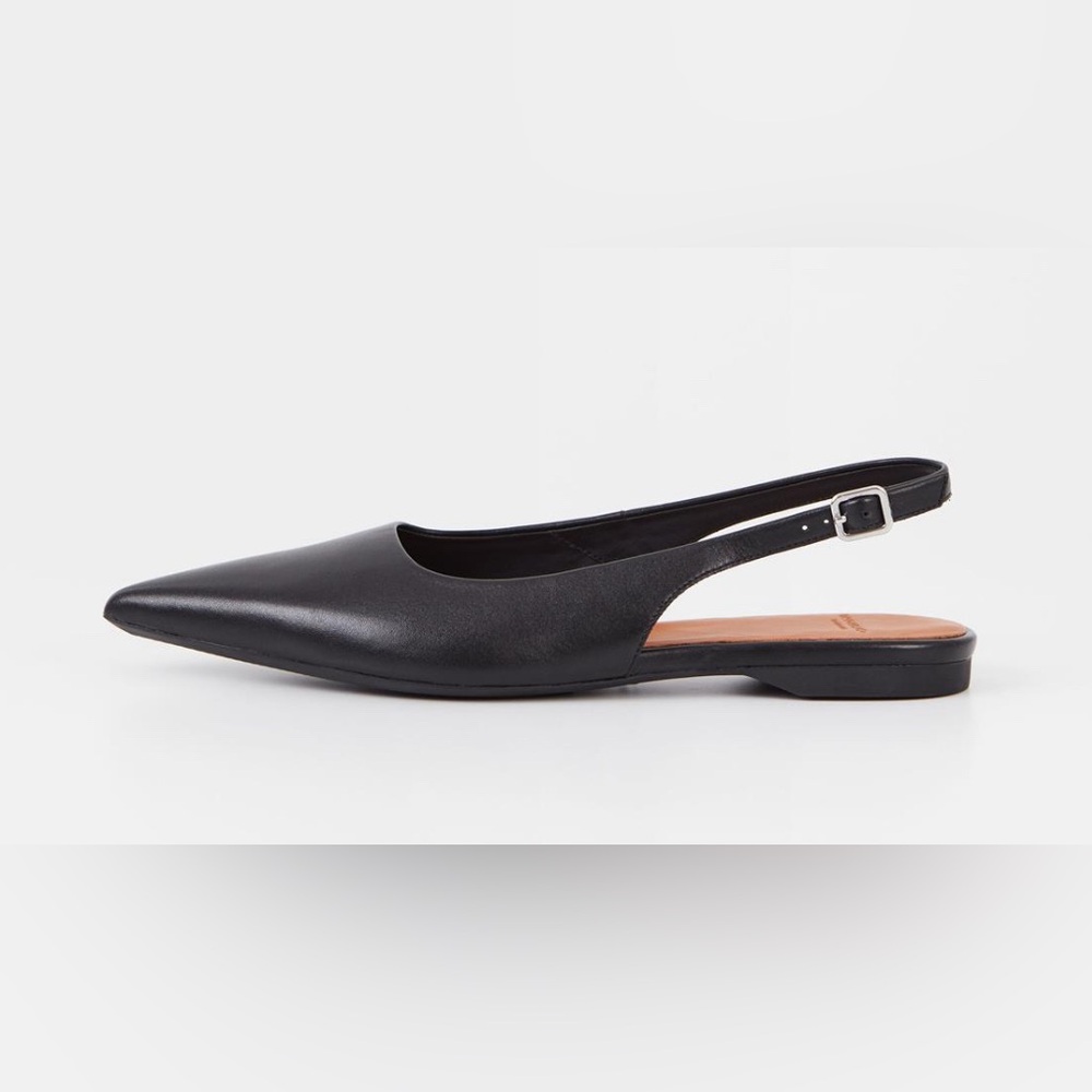 Vagabond Black Leather Pointed Slingback Flats